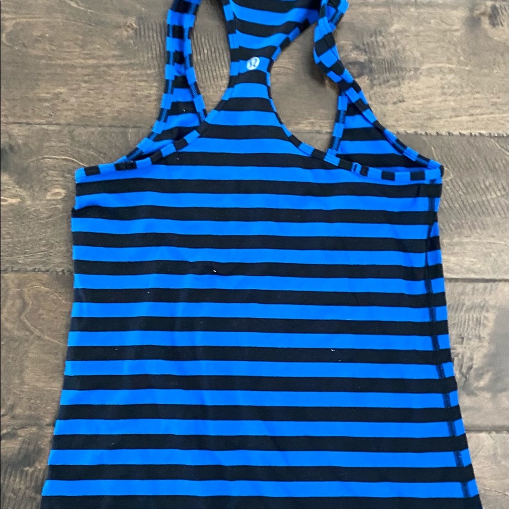 Lululemon racer back tank size 6